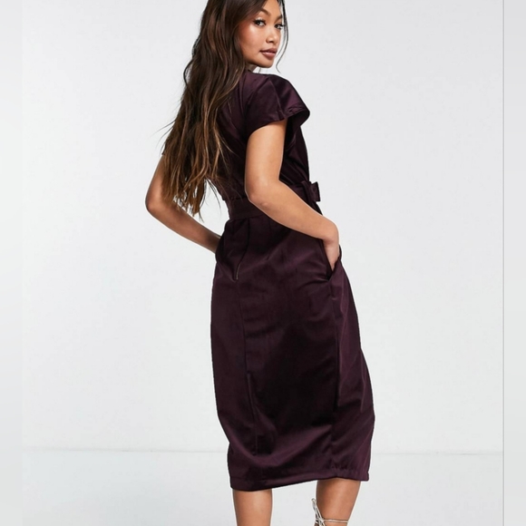 Gorgeous velvet plum color kimono dress - Picture 4 of 9